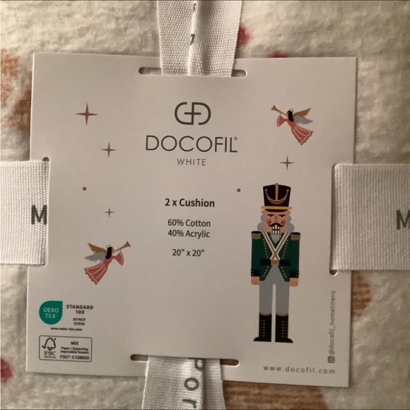 Docofil 20×20 2pk Gingerbread Candy Cane Pillows - Picture 4 of 7